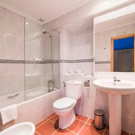 La Casona De Montealegre *