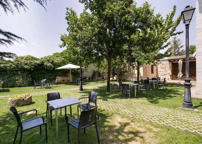 La Casona De Montealegre *