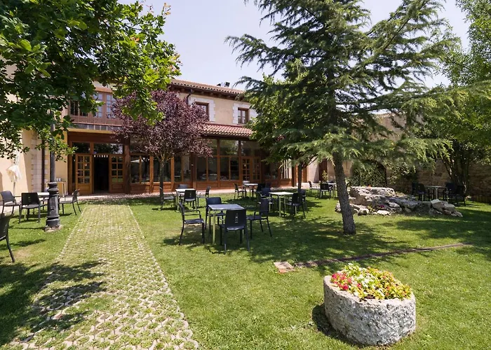 La Casona De Montealegre